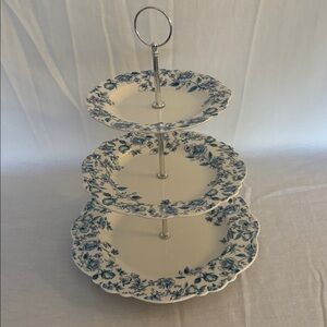 ✨ ALDI VIRAL Blue Toile 3-Tier Serving Stand - Bridgerton Aesthetic ✨
NIB